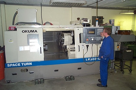 OKUMA LB300 mit C-Achse